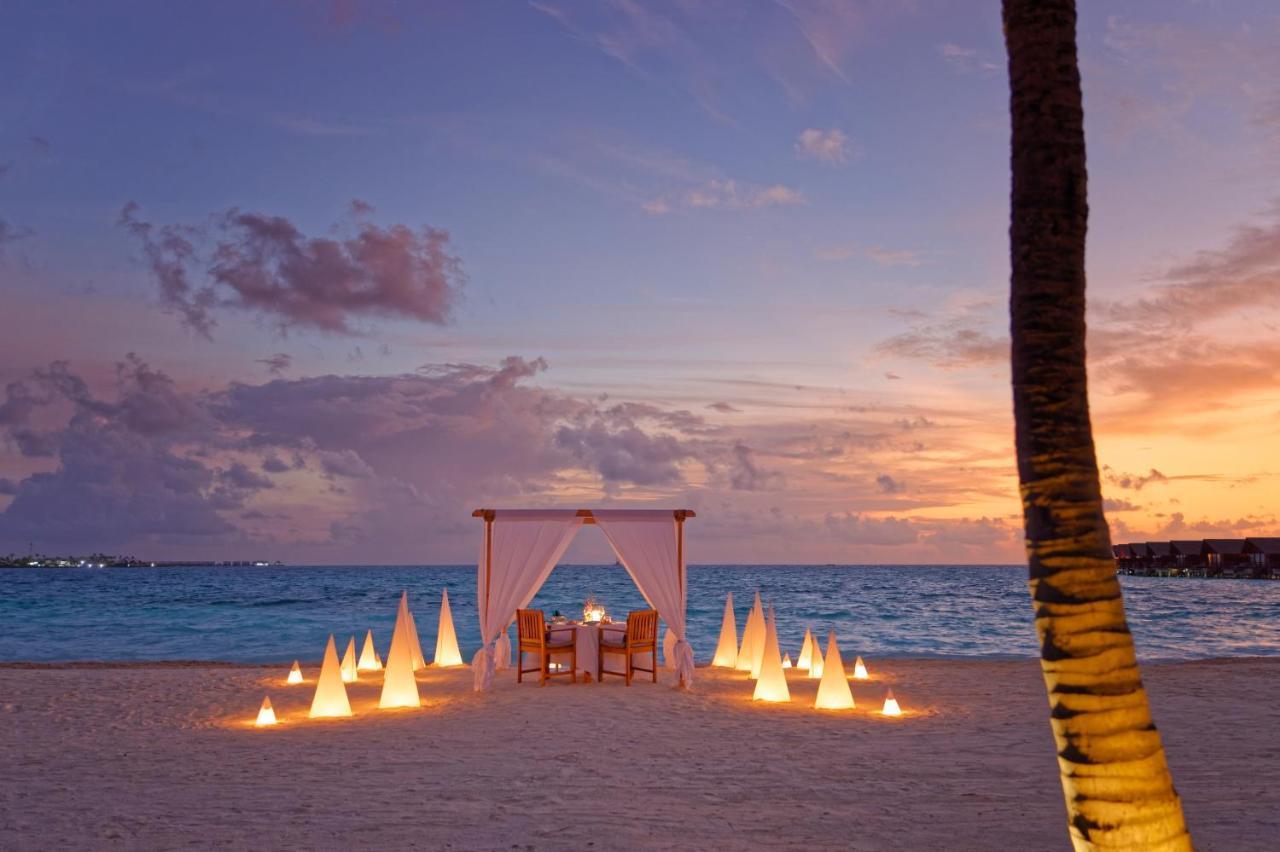 Grand Park Kodhipparu Maldives Hotell Baros Island Exteriör bild