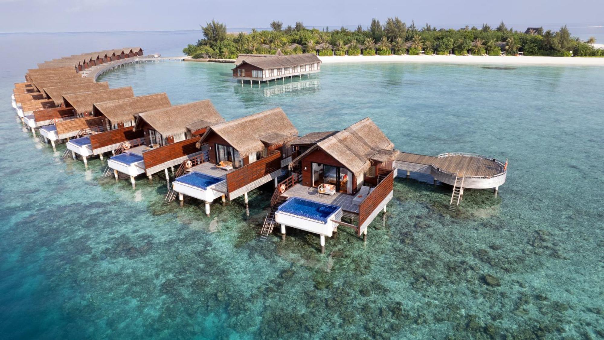 Grand Park Kodhipparu Maldives Hotell Baros Island Exteriör bild