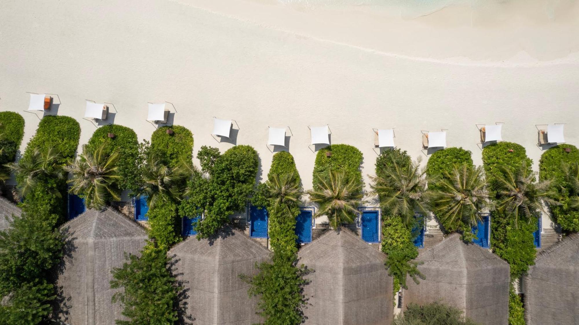 Grand Park Kodhipparu Maldives Hotell Baros Island Exteriör bild