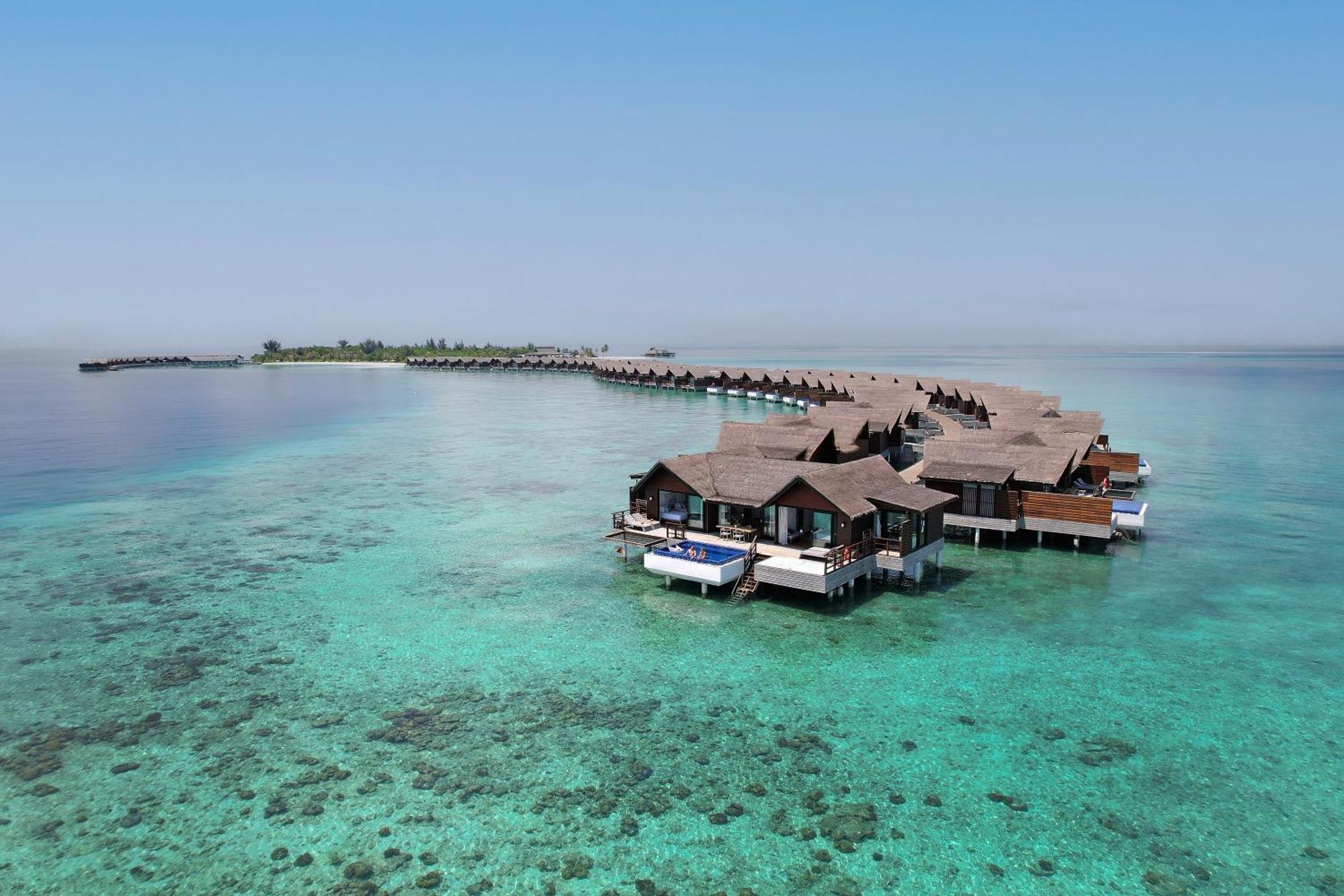 Grand Park Kodhipparu Maldives Hotell Baros Island Exteriör bild